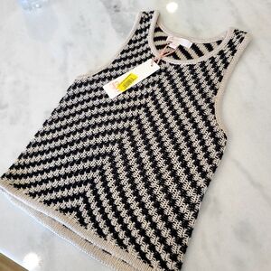 Girl's Gianni Bini Ulla Chevron Crew Neck Sleeveless Knit Top